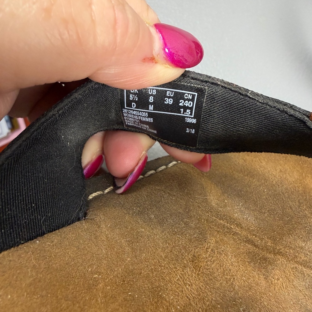 Clarks Women's  Brown Flip Flop Thong Sandals Size 8 M - Picture 3 of 4